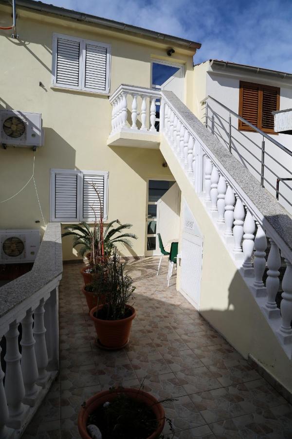 Apartments By The Sea Milna, Hvar - 12244 ภายนอก รูปภาพ